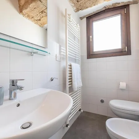 Courtyard With Pool Villa Racale