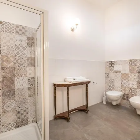 Courtyard With Pool *