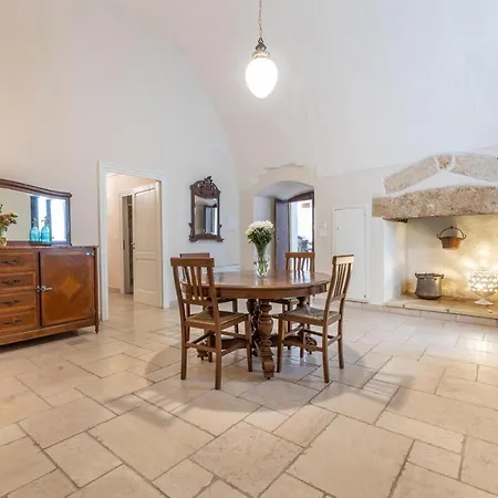 Villa Courtyard With Pool