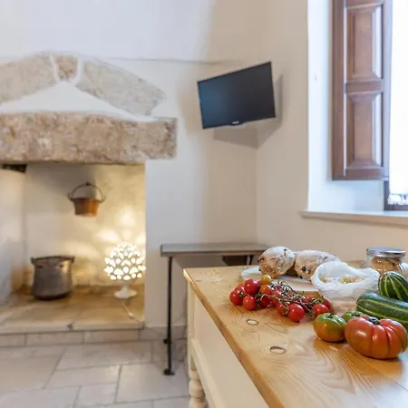 Courtyard With Pool Villa *