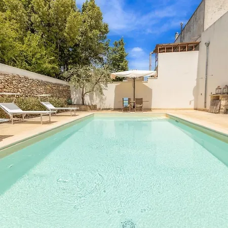 Villa Courtyard With Pool Racale